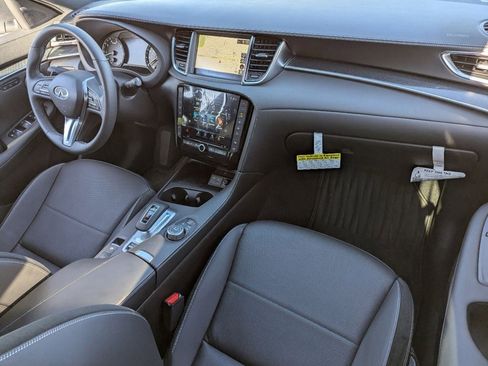 Certified 2025 INFINITI QX50 Sport image 13