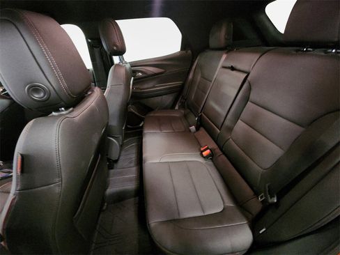 Certified 2025 Chevrolet TrailBlazer RS w/ Convenience Package image 24