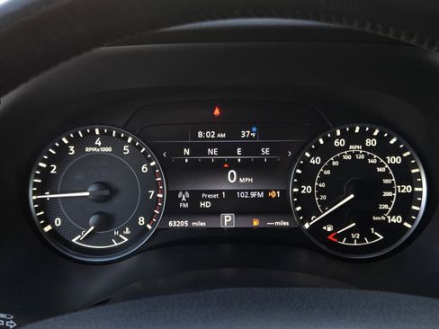 Used 2023 Nissan Armada SL w/ Captain's Chairs Package image 25