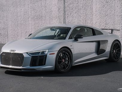 Used 2017 Audi R8 V10 plus