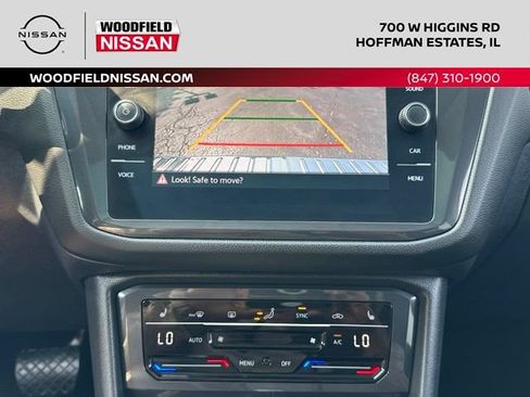 Used 2023 Volkswagen Tiguan SE w/ Panoramic Sunroof Package FWD image 33