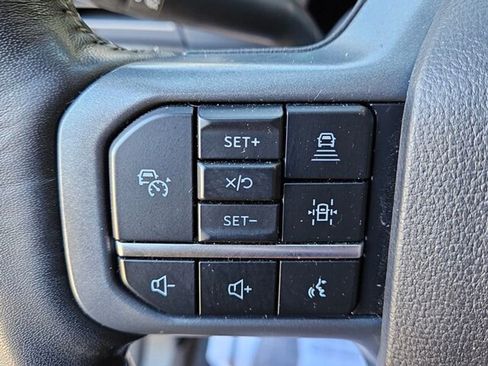 Used 2023 Ford F150 Lariat w/ Trailer Tow Package image 24