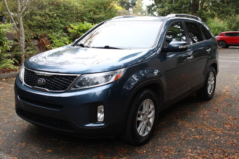 Used 2014 Kia Sorento LX FWD image 1