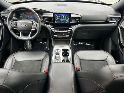 Used 2024 Ford Explorer ST-Line w/ Class IV Trailer Tow Package image 20