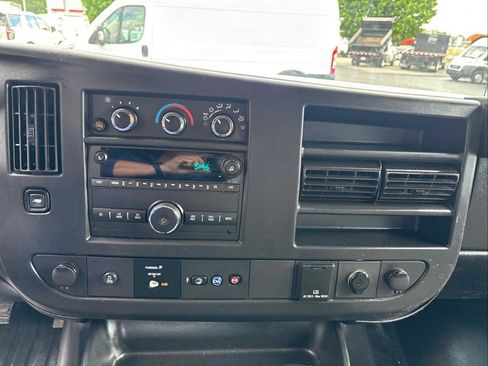 Used 2022 Chevrolet Express 2500 w/ Driver Convenience Package RWD image 16