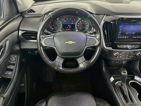 Used 2020 Chevrolet Traverse LT FWD image 15