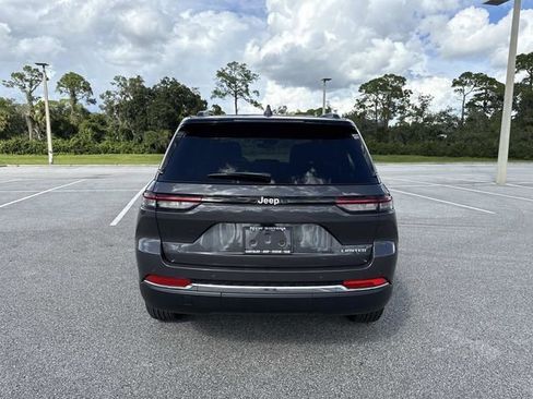 New 2025 Jeep Grand Cherokee Limited w/ Trailer Tow Package image 4