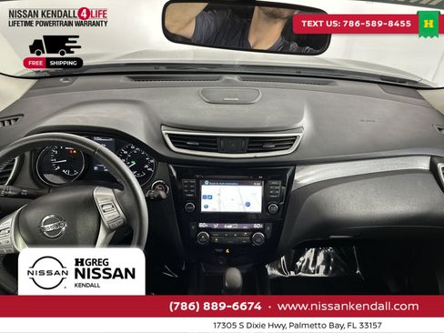 Used 2016 Nissan Rogue SL image 25