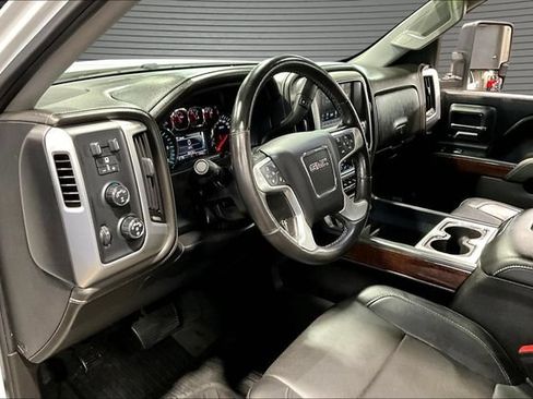 Used 2017 GMC Sierra 1500 SLT AWD/4WD image 18