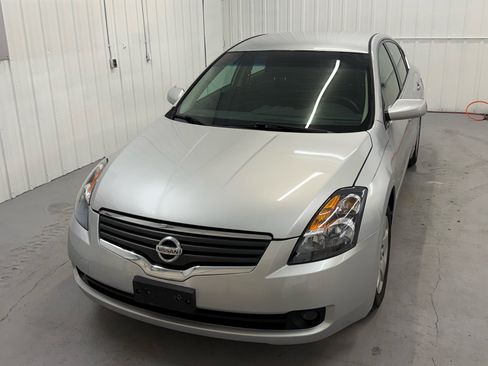 Used 2008 Nissan Altima 2.5 S image 2