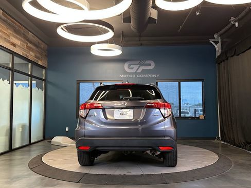 Used 2019 Honda HR-V EX image 4