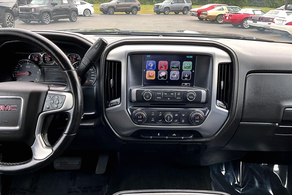 Used 2018 GMC Sierra 1500 SLE w/ SLE Value Package AWD/4WD image 13