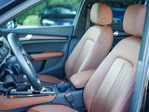 Used 2023 Audi Q5 2.0T Premium Plus w/ Premium Plus Package image 20