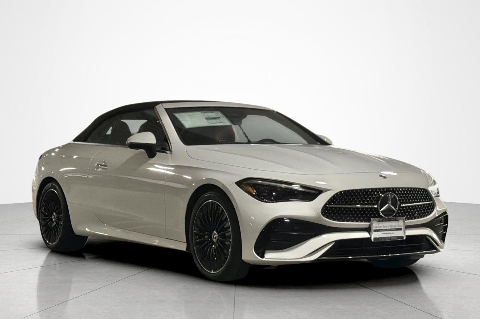 New 2027 Mercedes-Benz CLE 300 4MATIC Cabriolet image 9