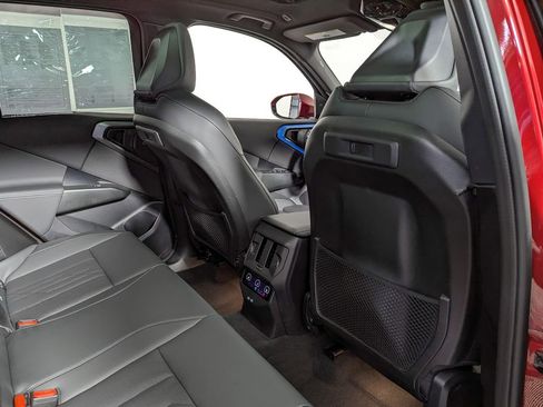 Used 2025 BMW X3 xDrive30i w/ Premium Package image 43