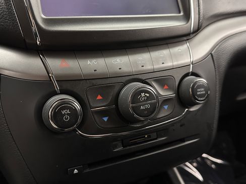 Used 2016 Dodge Journey Crossroad image 18