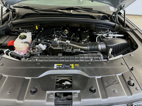 Used 2024 Jeep Grand Cherokee L Limited w/ Luxury Tech Group II image 37