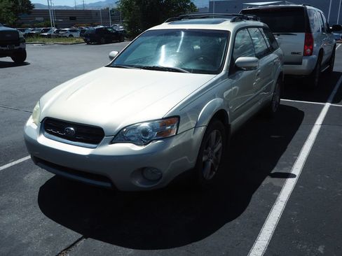 Used 2006 Subaru Outback 3.0R L.L. Bean AWD/4WD image 2