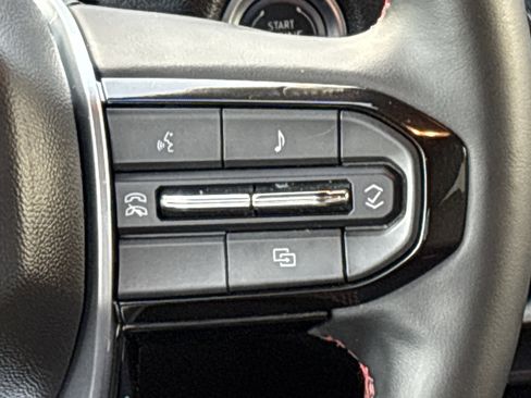 Used 2025 Chevrolet Colorado LT w/ Advanced Trailering Package image 22