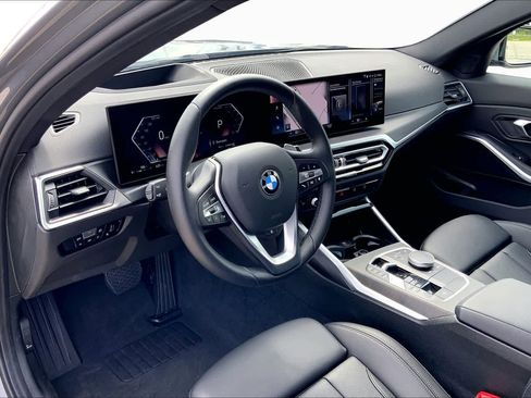 Used 2024 BMW 330i Sedan RWD image 17