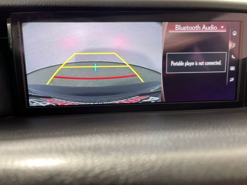 Used 2018 Lexus IS 300 AWD image 21