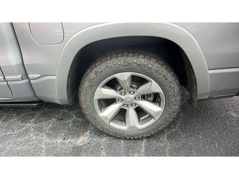 Used 2019 RAM 1500 Limited image 18