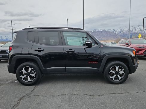 Used 2022 Jeep Renegade Trailhawk w/ Sun/Sound Group image 2