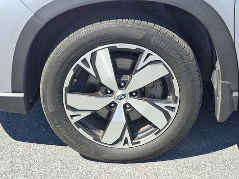 Used 2019 Subaru Forester Touring AWD/4WD image 8