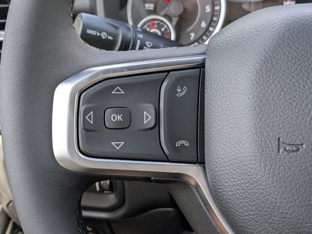 New 2026 RAM 1500 4x4 Crew Cab image 25