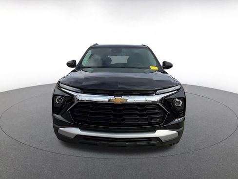 Used 2025 Chevrolet TrailBlazer LT image 4