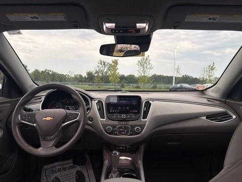 Used 2020 Chevrolet Malibu LS w/ Driver Confidence Package II FWD image 13