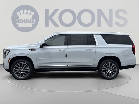 New 2026 GMC Yukon XL Denali w/ Denali Reserve Package AWD/4WD image 2