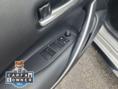 Used 2025 Toyota Corolla SE image 13