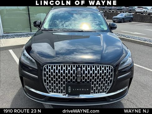 Certified 2025 Lincoln Corsair AWD w/ Equipment Group 101A image 11