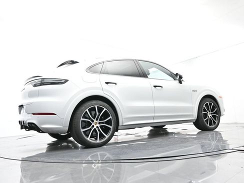 Certified 2023 Porsche Cayenne Turbo S image 51