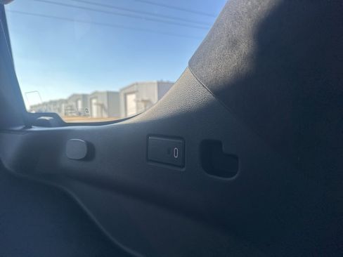 Certified 2023 Cadillac Escalade Sport Platinum image 41