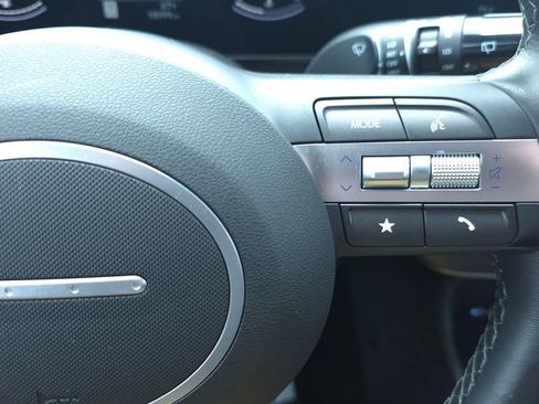 Used 2025 Hyundai Kona SEL FWD image 26