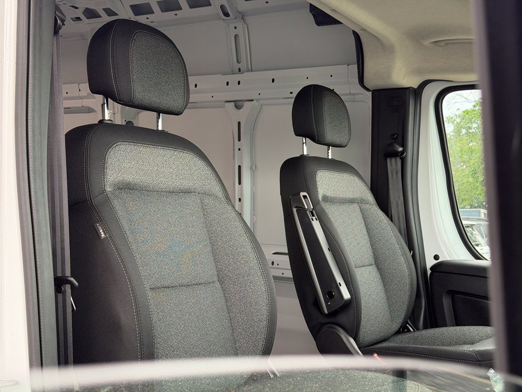 New 2026 RAM ProMaster 2500 w/ Convenience Group FWD image 30