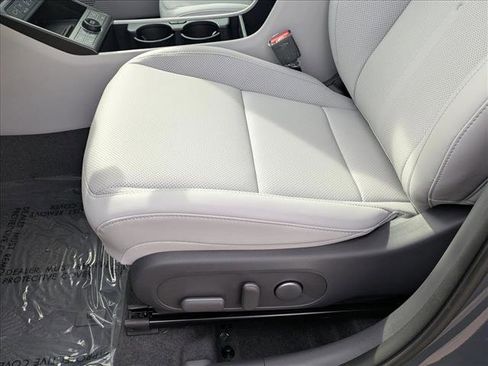 New 2026 Hyundai Kona Limited FWD image 4