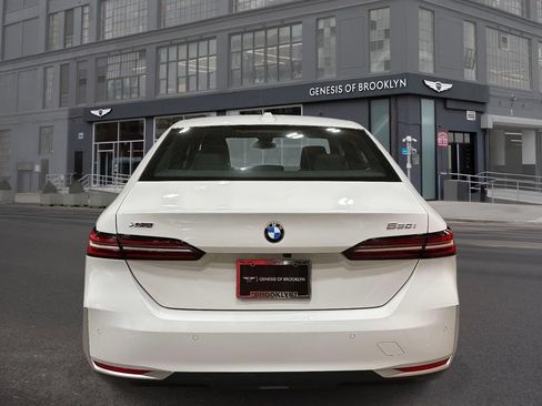 Used 2026 BMW 530i xDrive AWD/4WD image 4