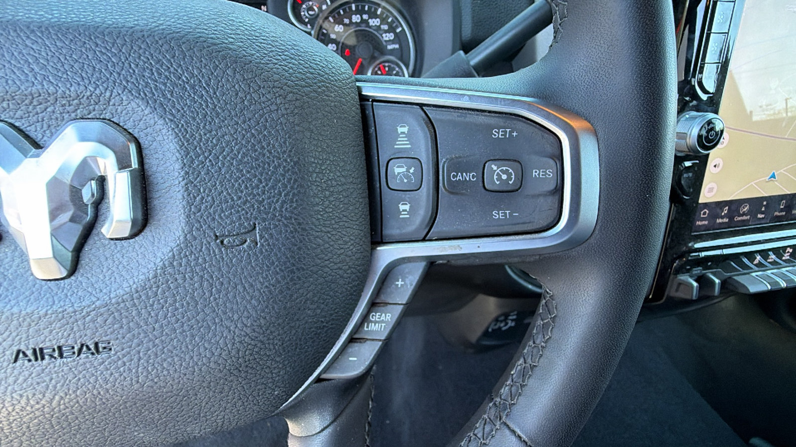 Used 2026 RAM 2500 Big Horn AWD/4WD image 28