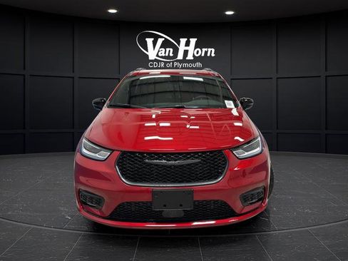 New 2026 Chrysler Pacifica Select image 8
