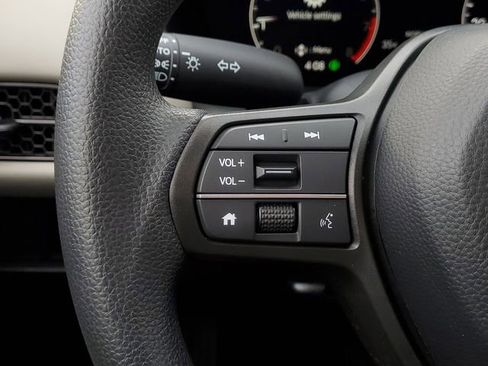 New 2026 Honda HR-V LX image 15