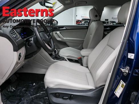 Used 2022 Volkswagen Tiguan SE image 14