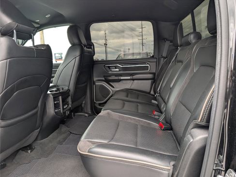 Used 2019 RAM 1500 Laramie w/ Sport Appearance Package AWD/4WD image 16