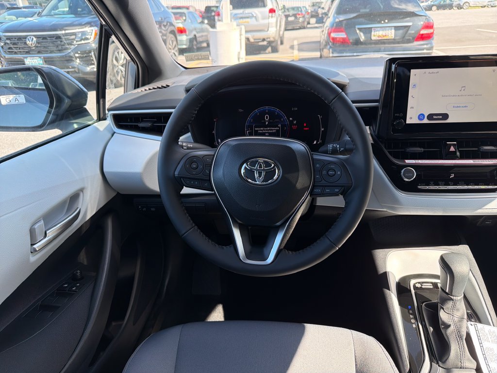 Used 2026 Toyota Corolla SE FWD image 19