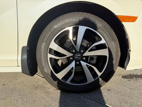 Used 2019 Honda Odyssey Elite image 28