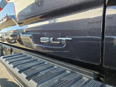 Used 2025 GMC Sierra 1500 SLT image 30