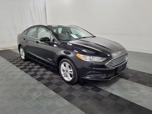 Used 2018 Ford Fusion S image 11