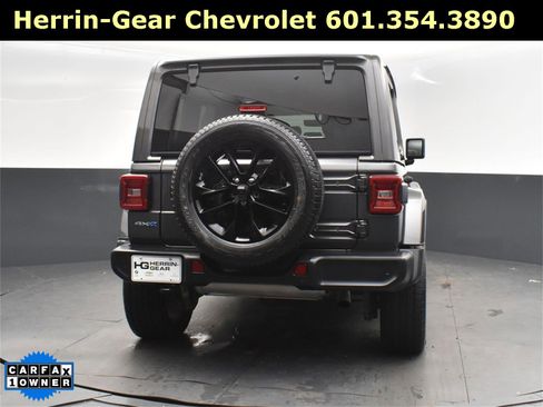 Used 2021 Jeep Wrangler Unlimited Sahara w/ Cold Weather Group image 7